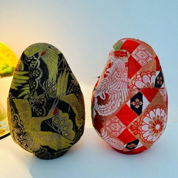 Vintage Japanese Dolls Daruma Hime Ningyo Pair Empress Jingu Handpainted H 8.5” - Picture 4 of 9